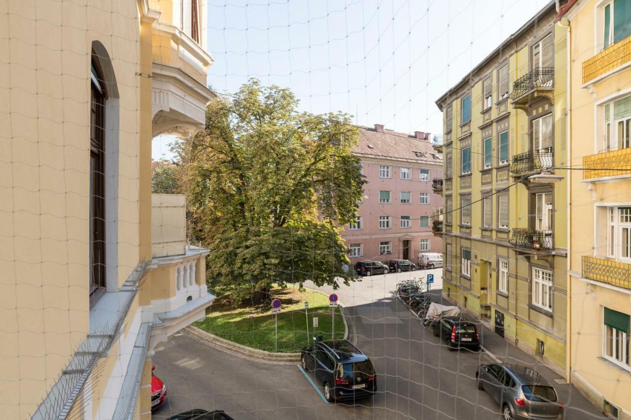 Graz City Apartments Bagian luar foto